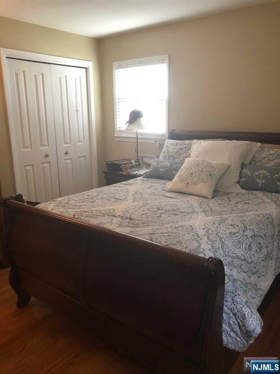 property viewer photo 8