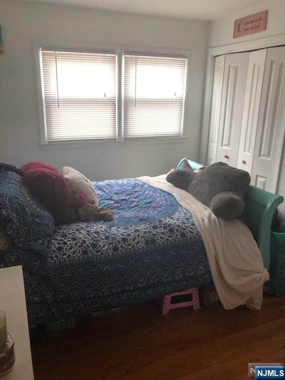 property viewer photo 9
