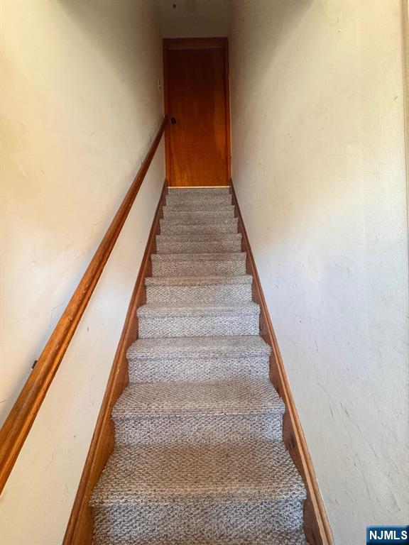property viewer photo 1
