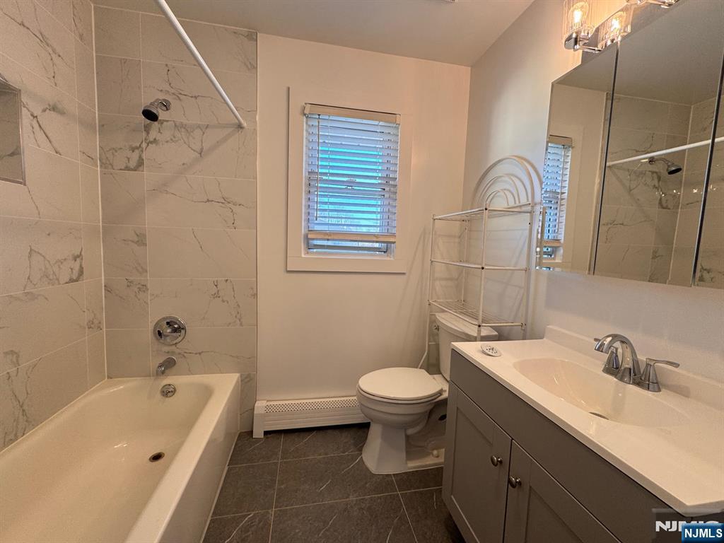 property viewer photo 9