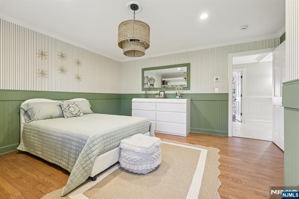 property viewer photo 19