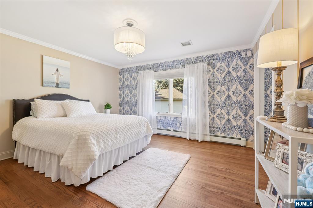 property viewer photo 20