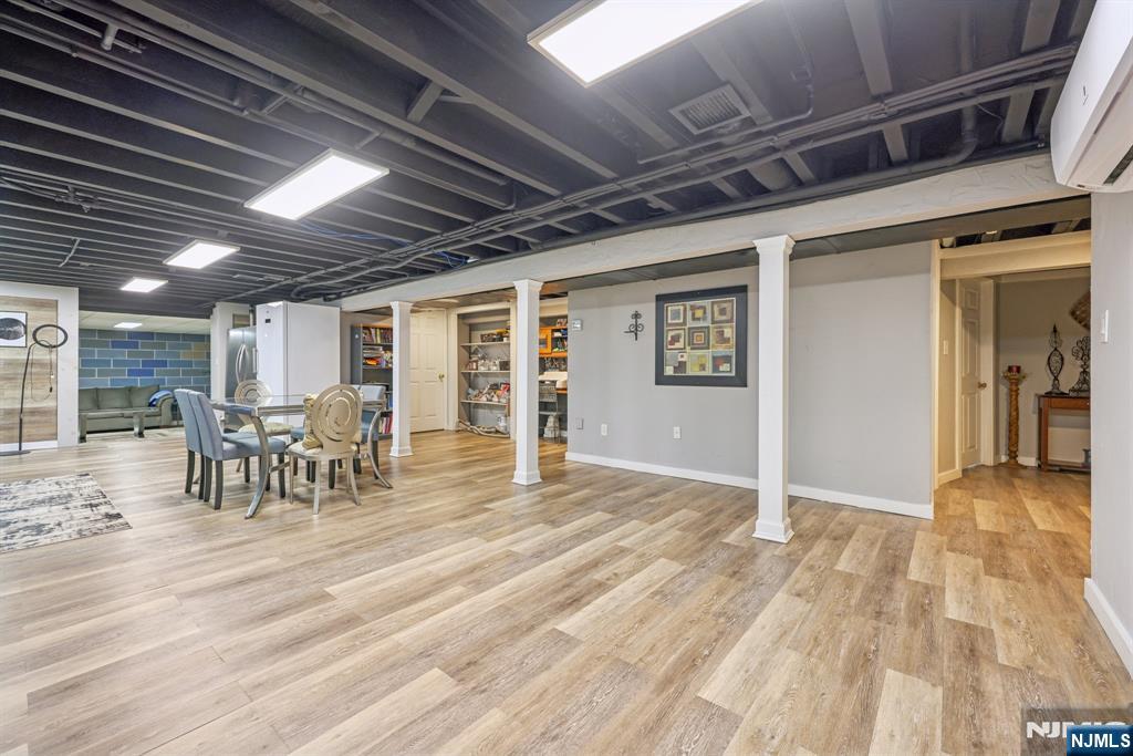 property viewer photo 27