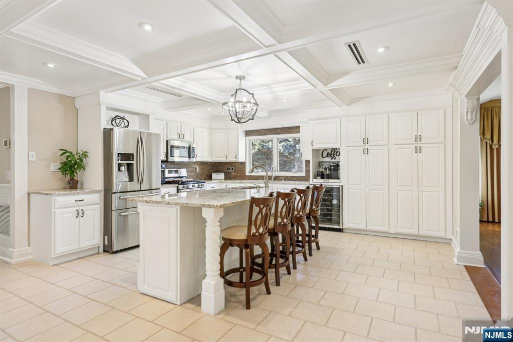 property viewer photo 5