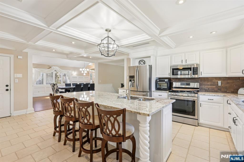 property viewer photo 8