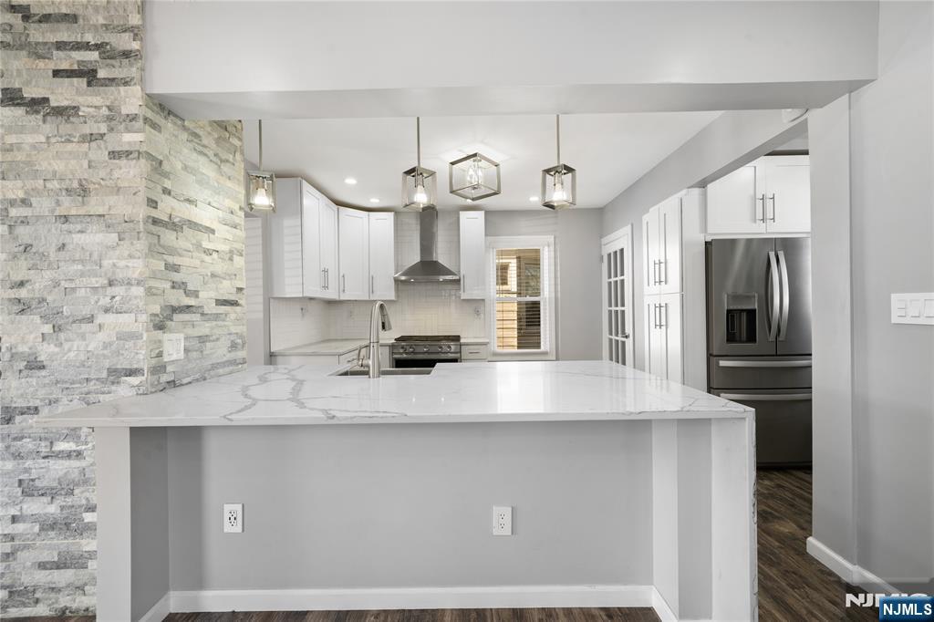 property viewer photo 10