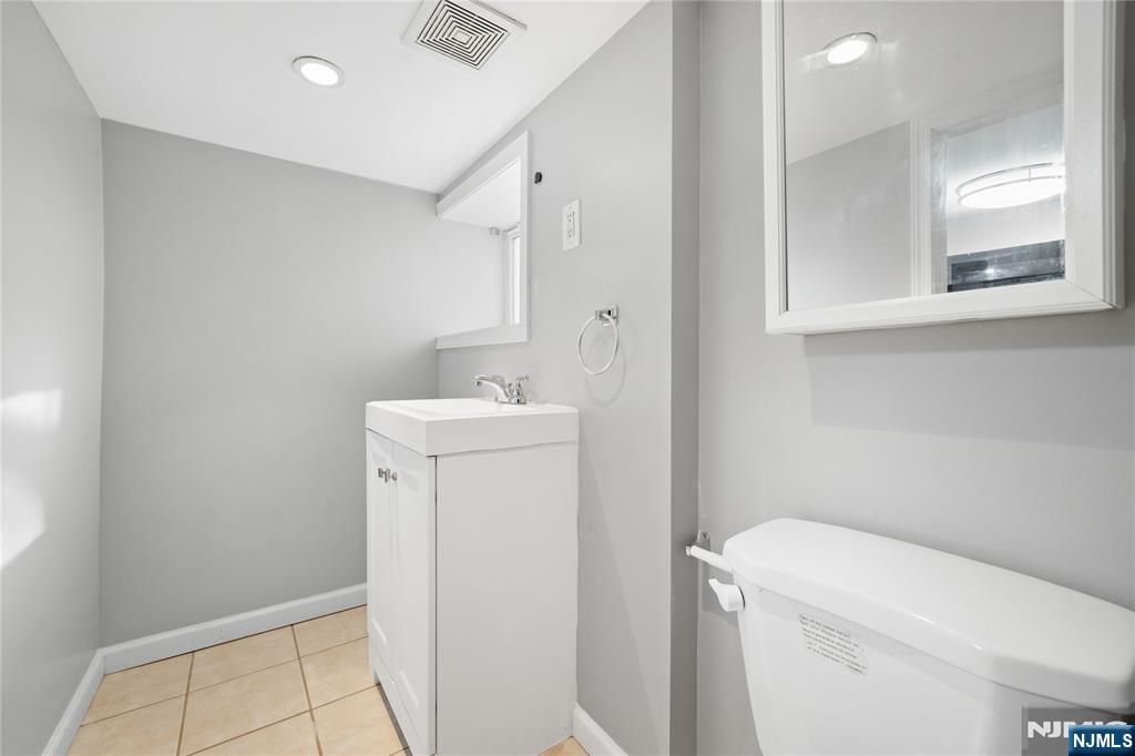 property viewer photo 19