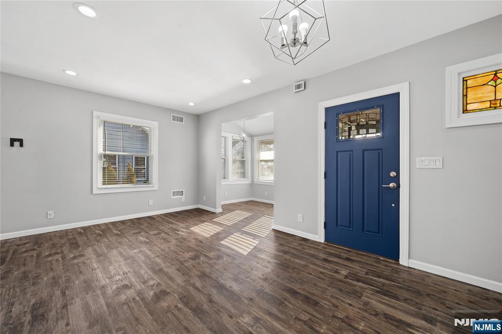 property viewer photo 2