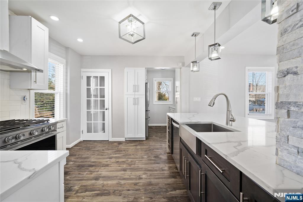 property viewer photo 8