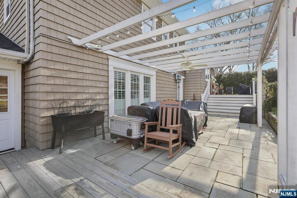 property viewer photo 40