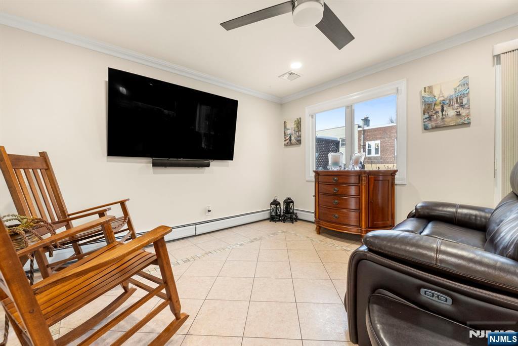 property viewer photo 14