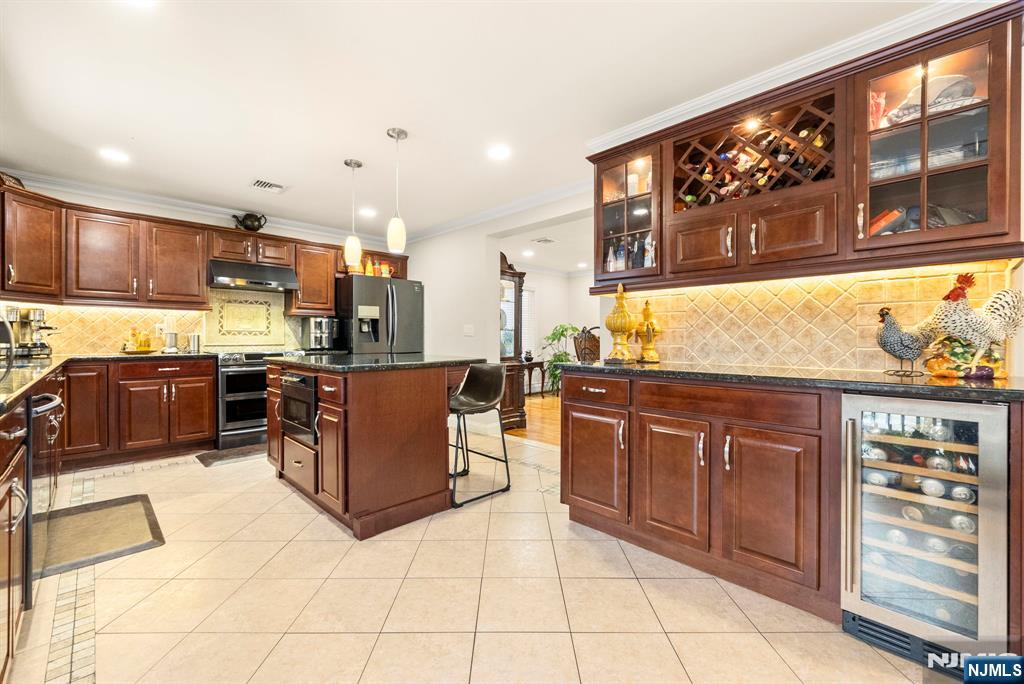 property viewer photo 19