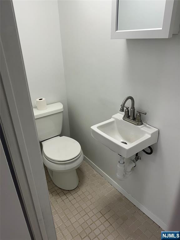 main property photo 16
