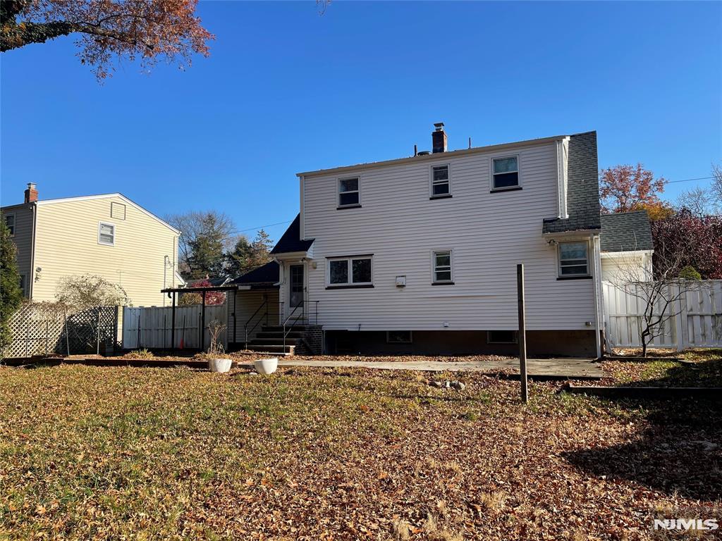property viewer photo 23