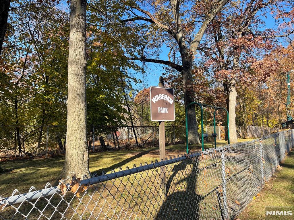 property viewer photo 27