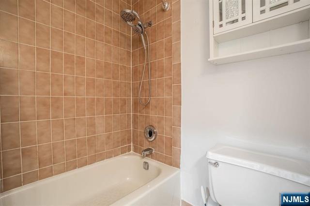 property viewer photo 15
