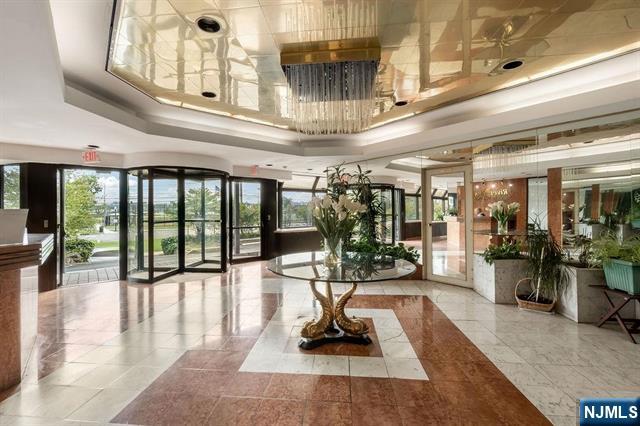 property viewer photo 19