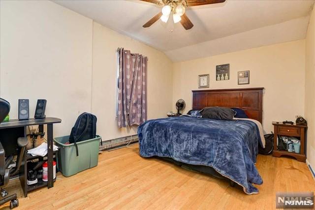 property viewer photo 12