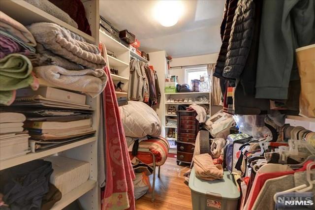 property viewer photo 14