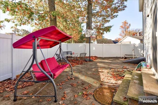 property viewer photo 16