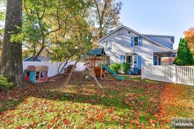 property viewer photo 18