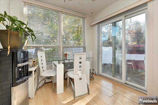 property viewer photo 8