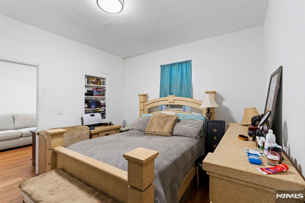 property viewer photo 28