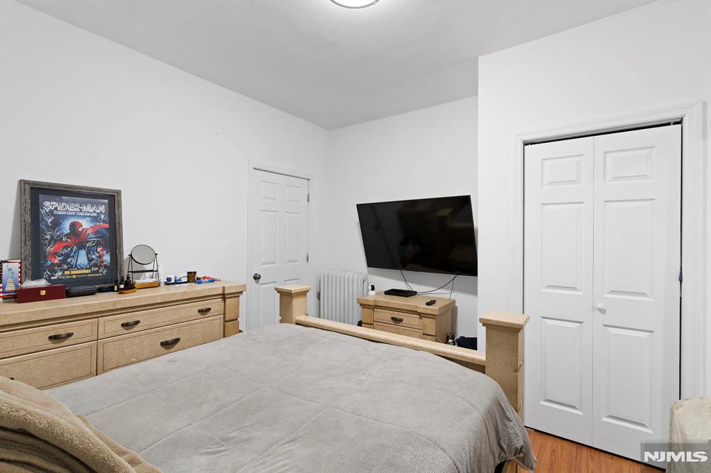 property viewer photo 29