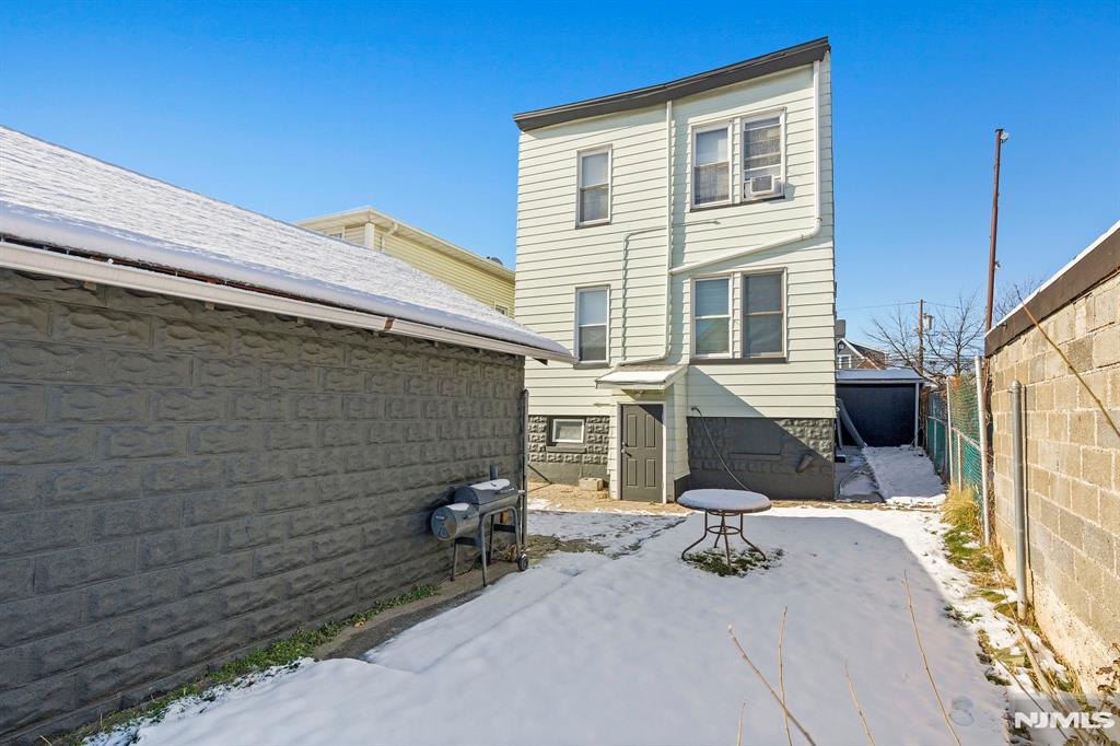 property viewer photo 39