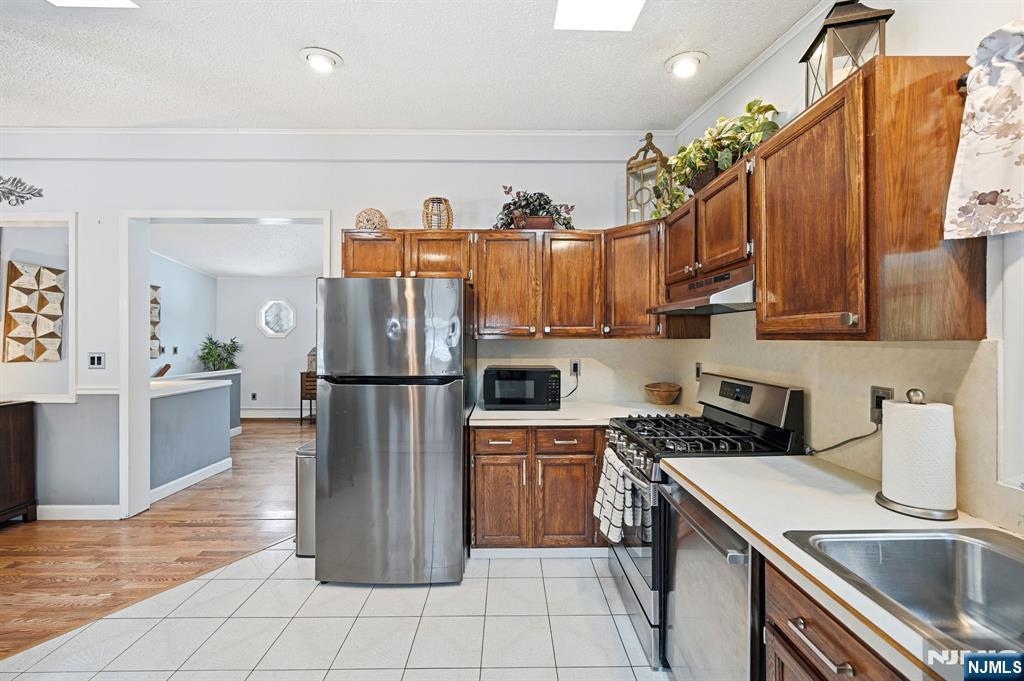property viewer photo 18