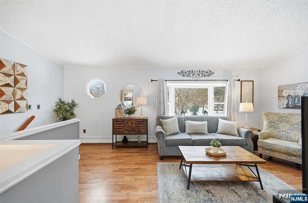 property viewer photo 22