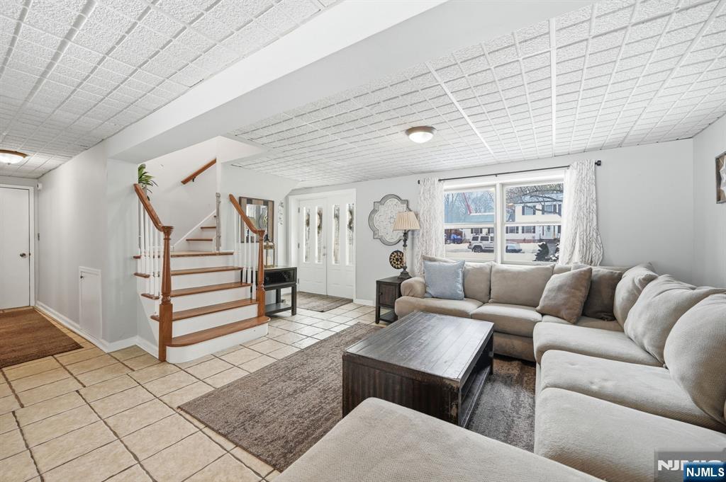 property viewer photo 32