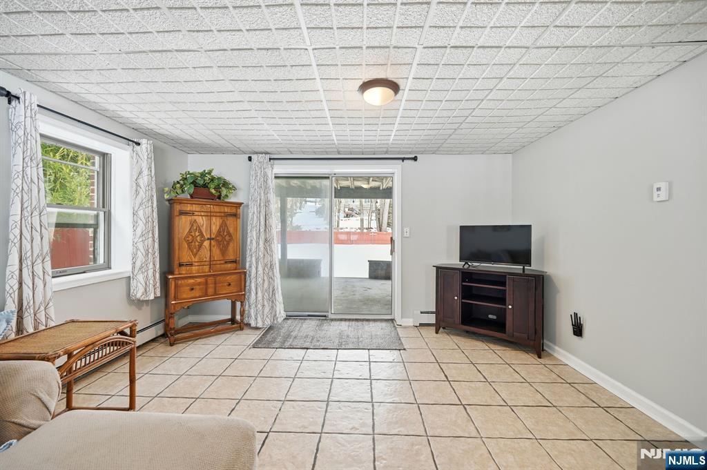 property viewer photo 33