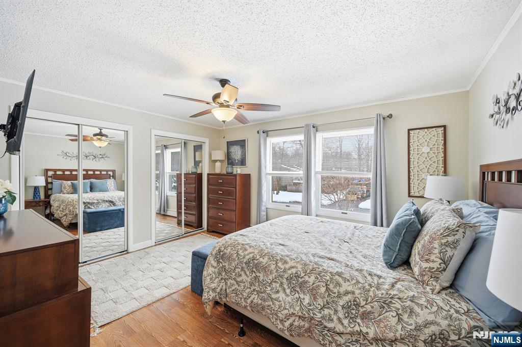 property viewer photo 6