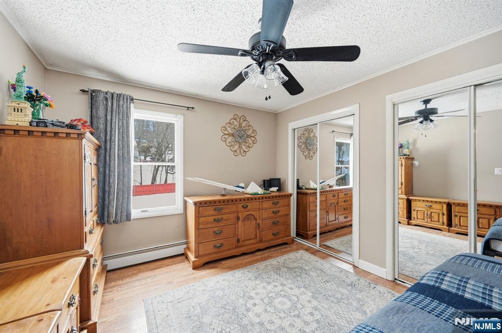 property viewer photo 9