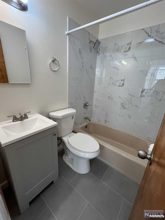 property viewer photo 7