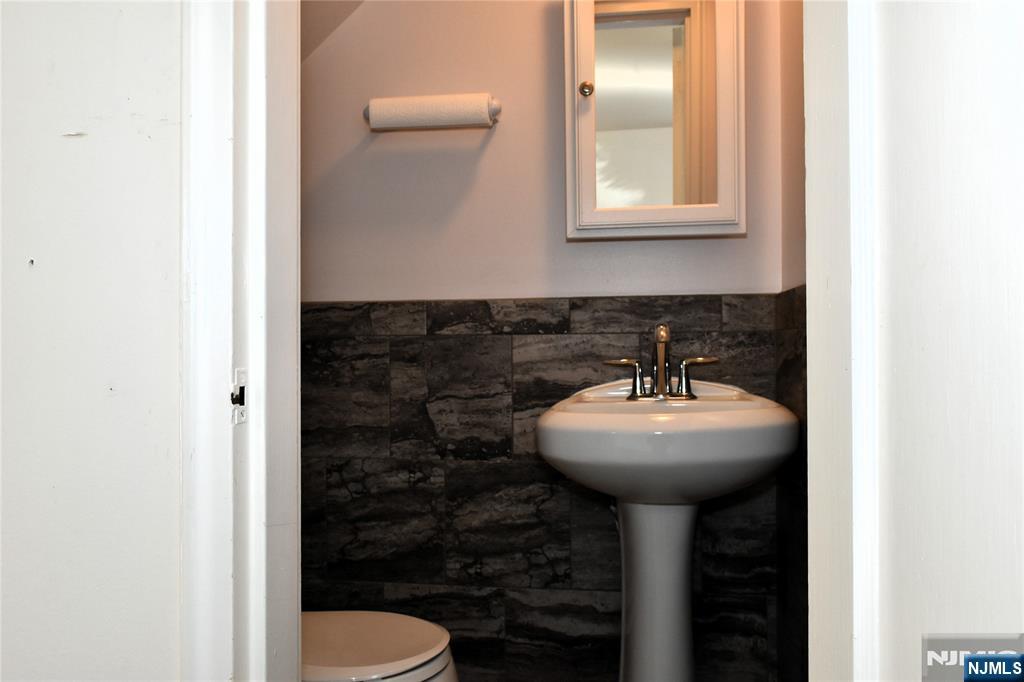 property viewer photo 10