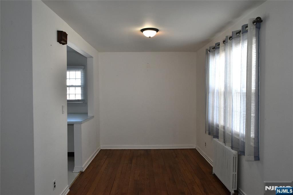 property viewer photo 11