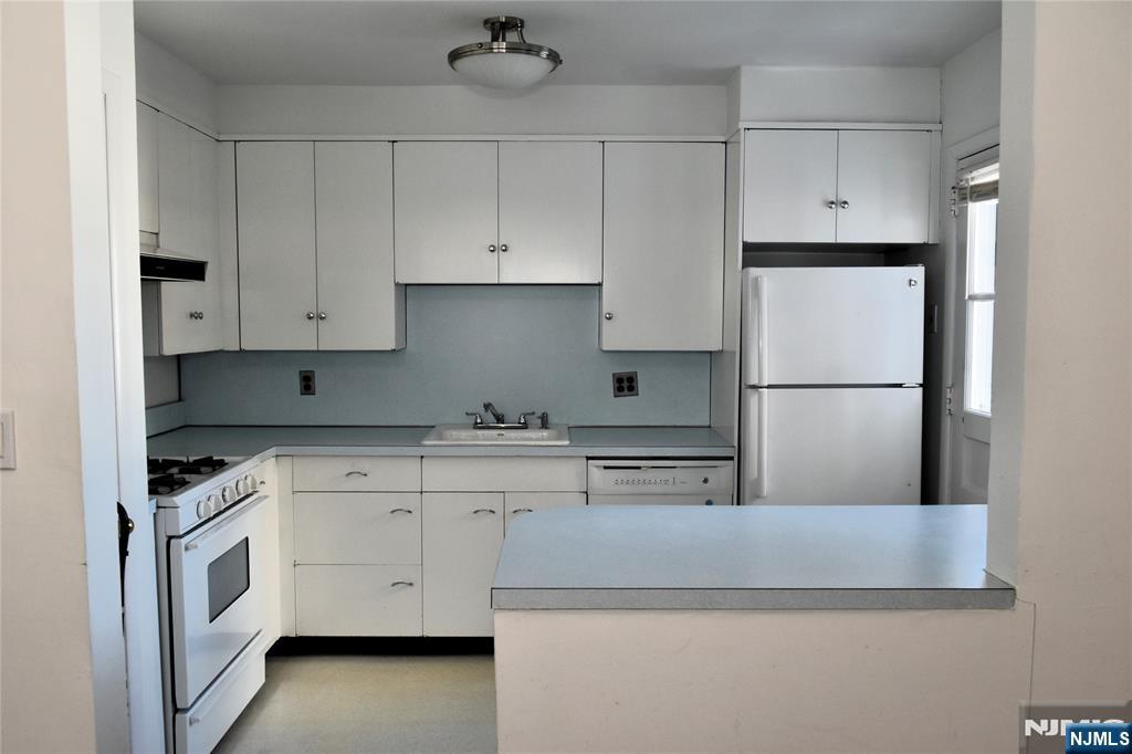 property viewer photo 13