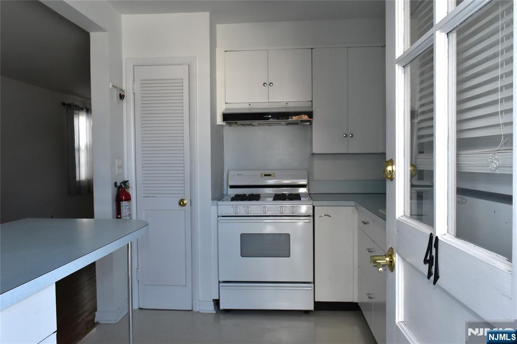 property viewer photo 18