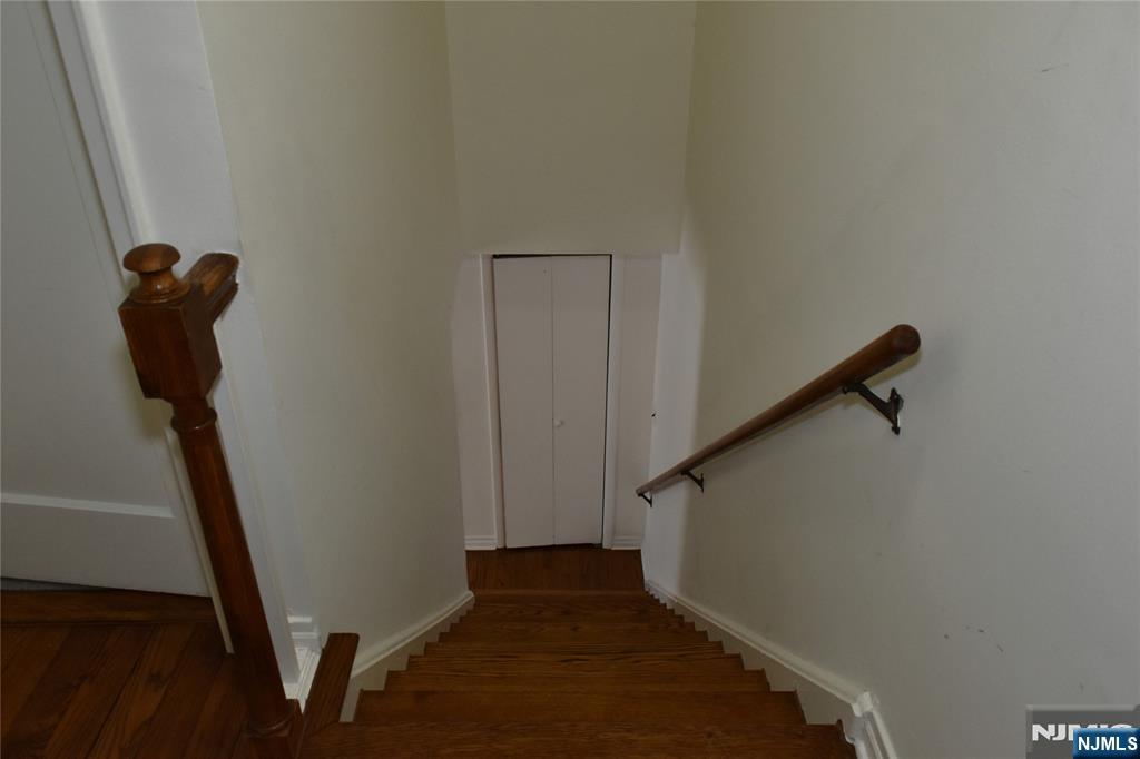 property viewer photo 19