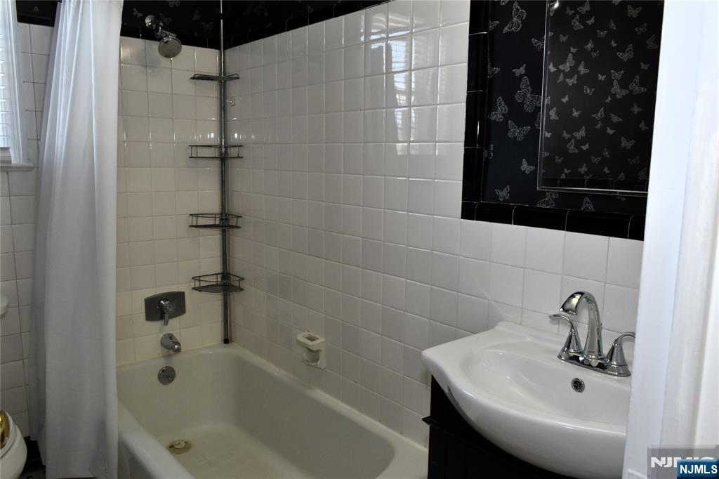 property viewer photo 28