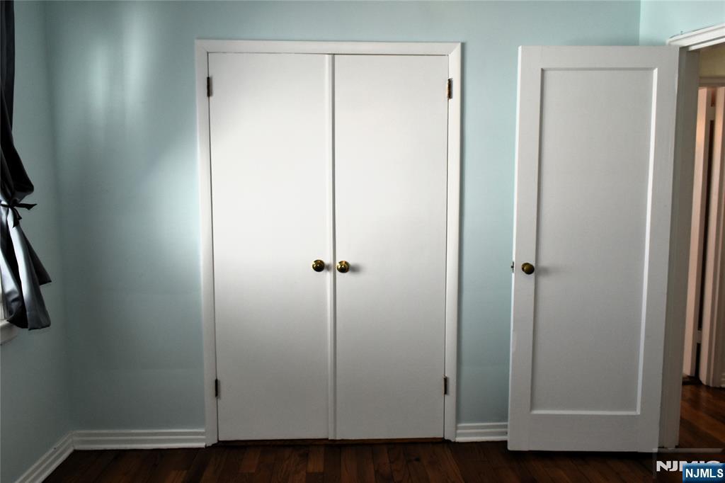 property viewer photo 30