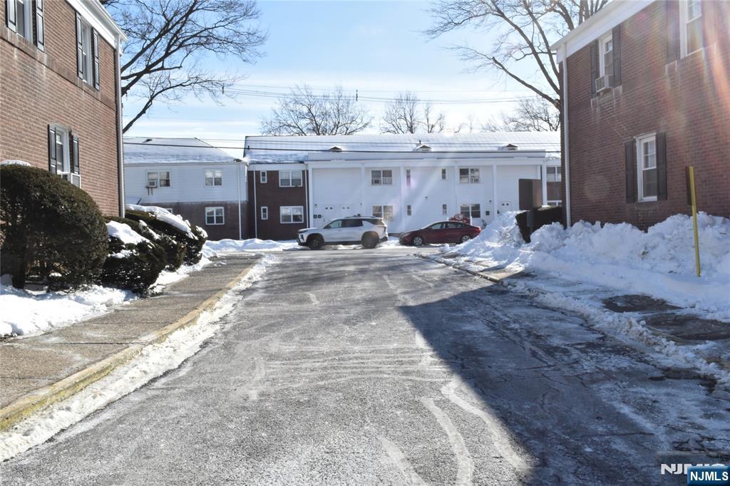 property viewer photo 36