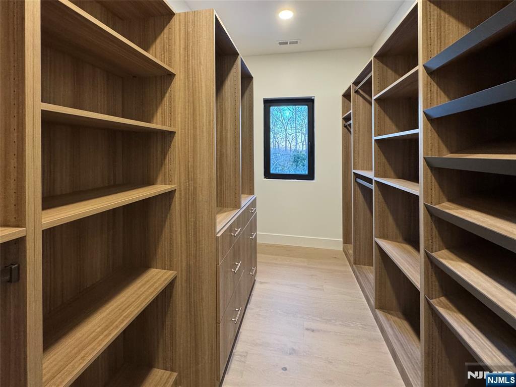 property viewer photo 13