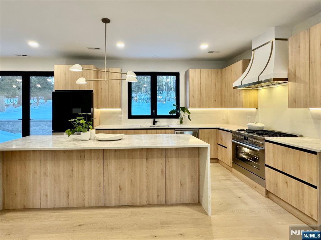 property viewer photo 4