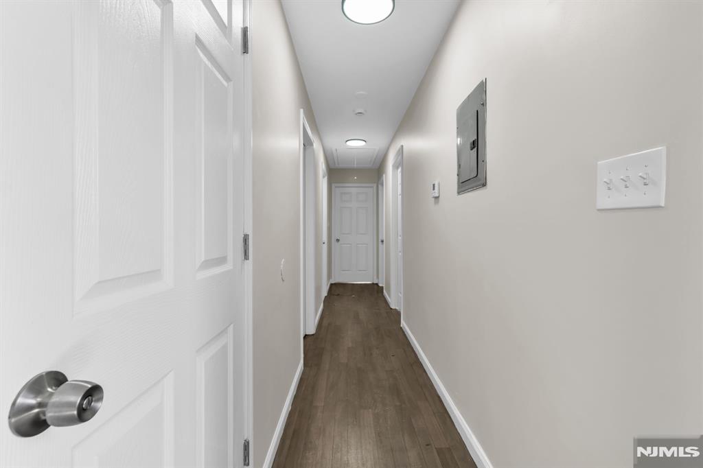 property viewer photo 27