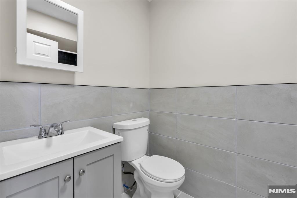 property viewer photo 34