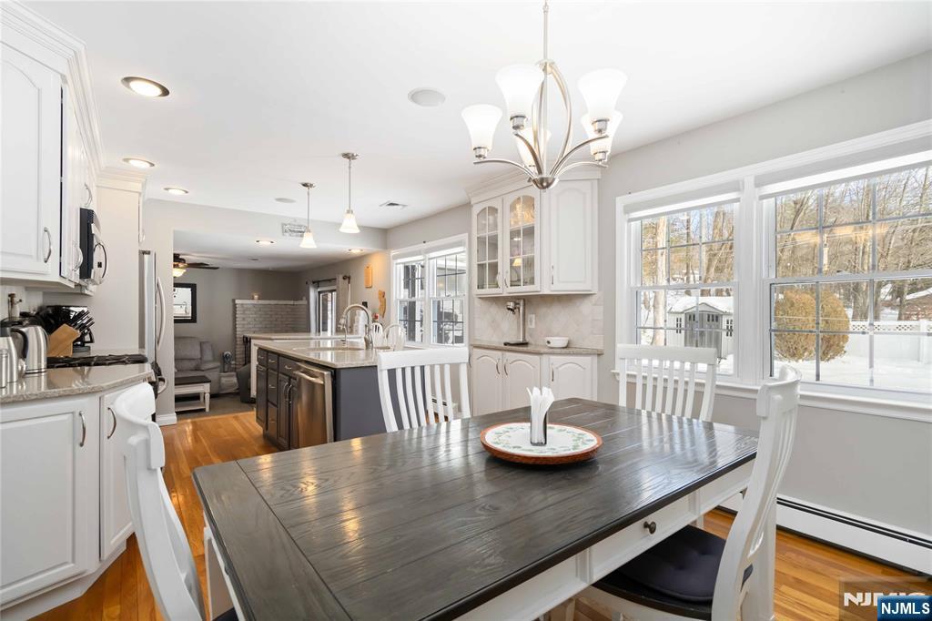 property viewer photo 13
