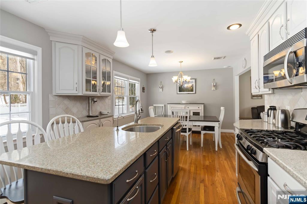 property viewer photo 18